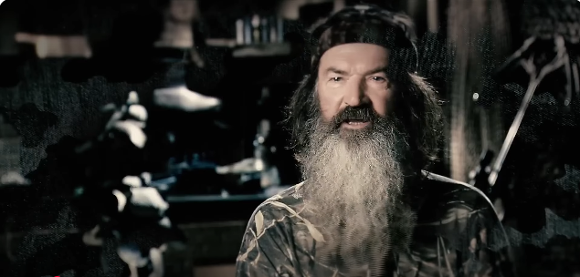 Phil Robertson, Beloved 'Duck Dynasty' Star and Former Louisiana Tech Quarterback, Dies at 79 1 duck 2 Dashing News