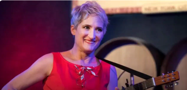 Legendary Songwriter Jill Sobule Dies in Tragic House Fire at 66 1 singer 3 Dashing News