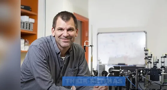 Color 2 Dashing News